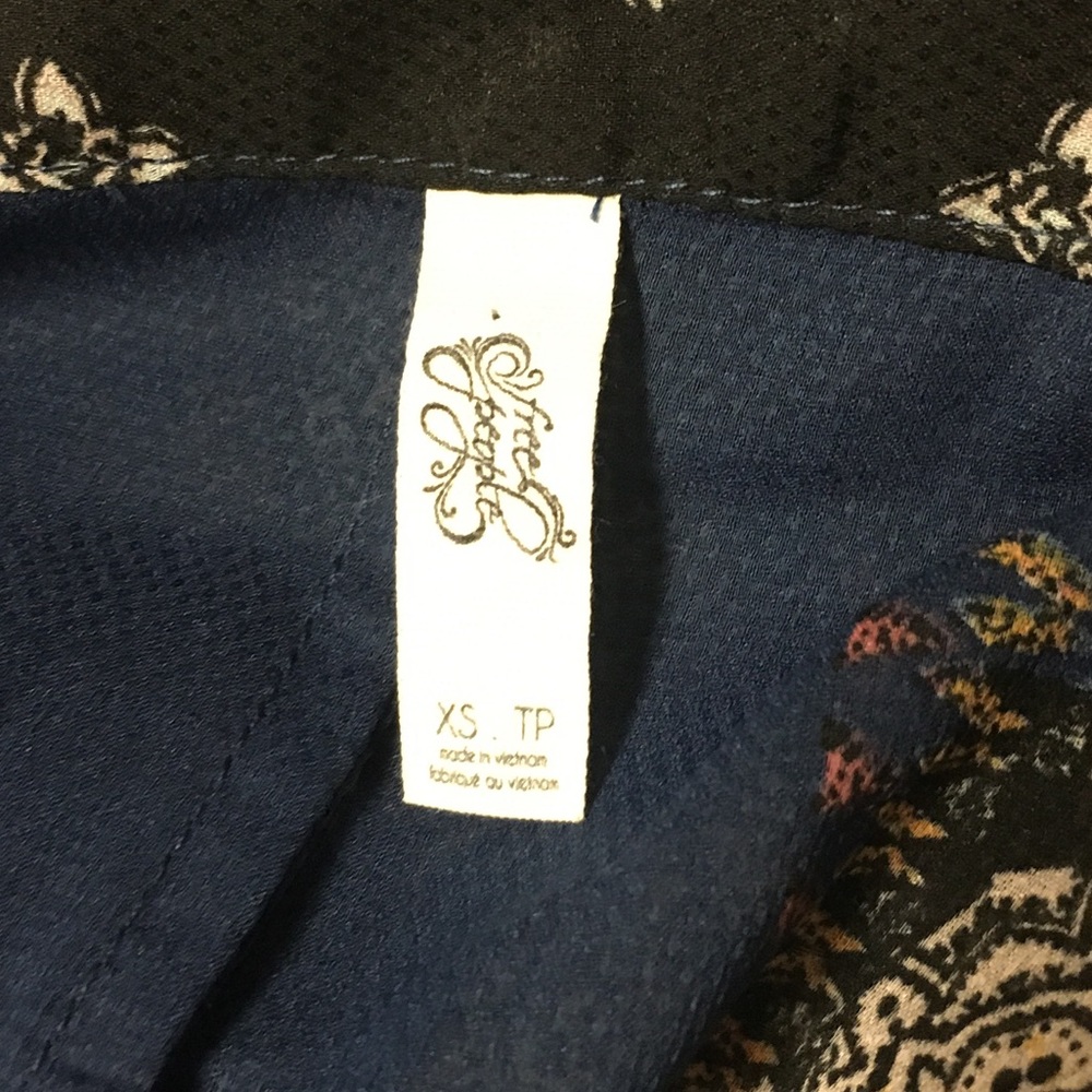 FREE PEOPLE • Boho Kimono Dress - Picture 10 of 16